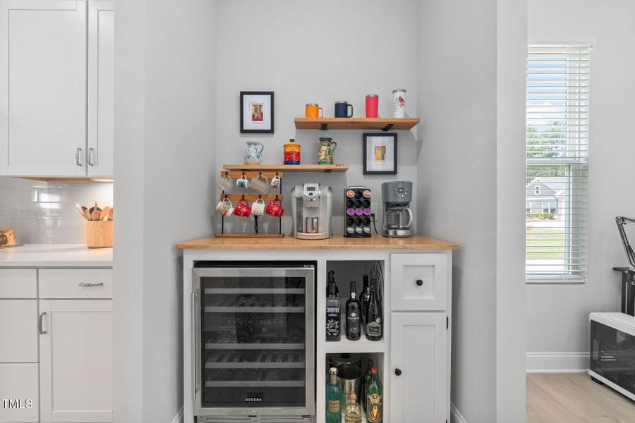 48-web-or-mls-321-falls-village-dr