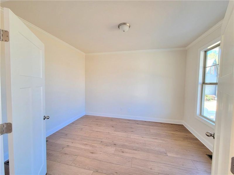 Spacious, unfurnished interior of a new home in , Jefferson (Image 26).