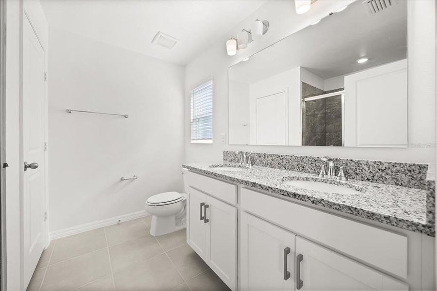 Furnished interior view inside a new home in Hickory Ranch, Auburndale (Image 4).