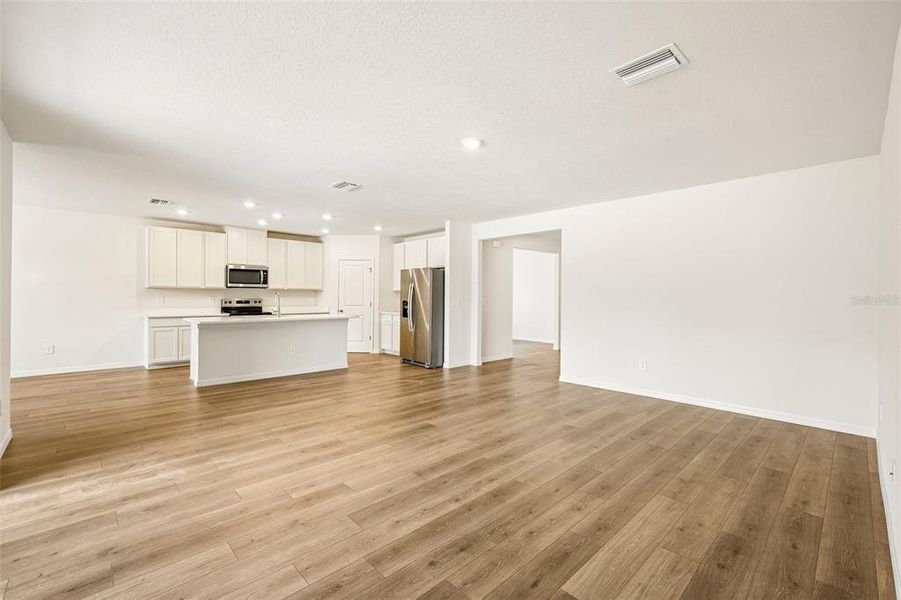 Spacious, unfurnished interior of a new home in Pine Ridge Meadows, Hudson (Image 23).