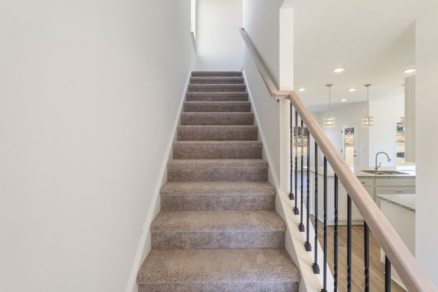 Spacious, unfurnished interior of a new home in Jackson Hills, Clarksville (Image 21).