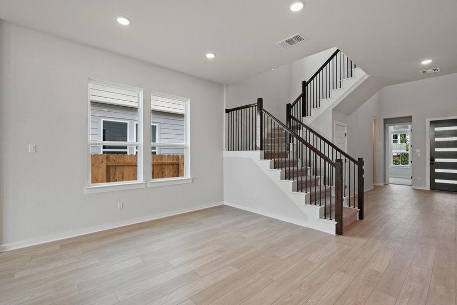 Spacious, unfurnished interior of a new home in Arbor Collection At Park Central, Georgetown (Image 31). Spacious, unfurnished interior of a new home in Arbor Collection At Park Central, Georgetown (Image 31).