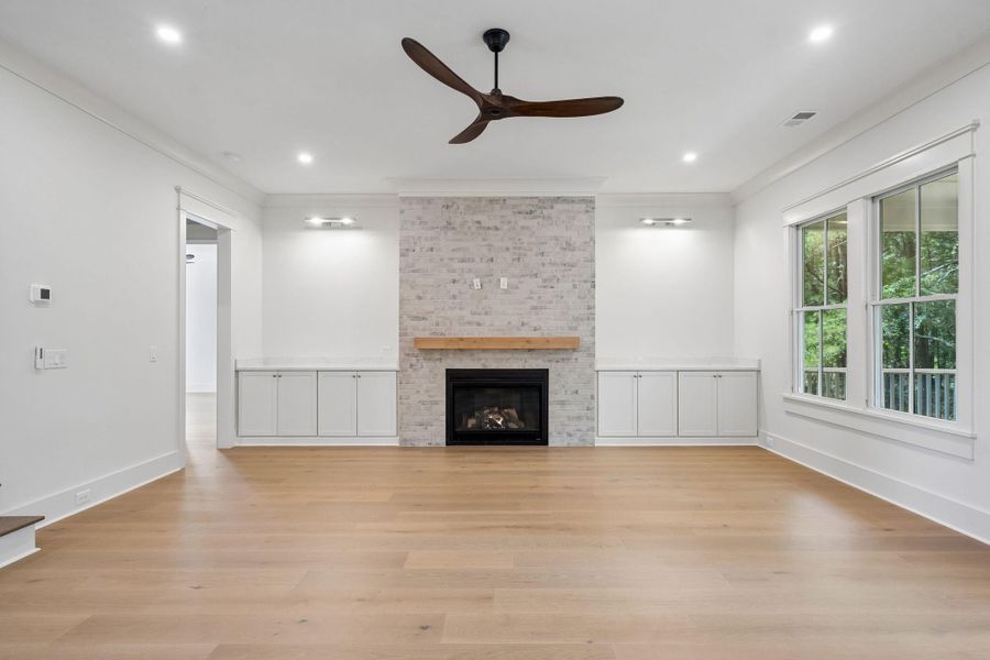 Spacious, unfurnished interior of a new home in , Johns Island (Image 27). Spacious, unfurnished interior of a new home in , Johns Island (Image 27).