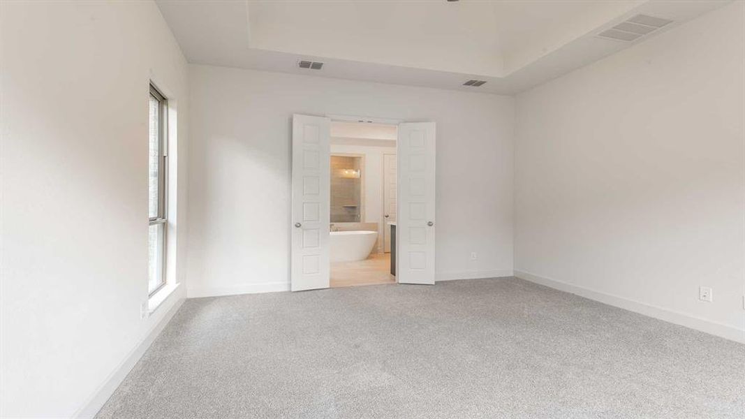 Spacious, unfurnished interior of a new home in Reunion 60'/70', Rhome (Image 18). Spacious, unfurnished interior of a new home in Reunion 60'/70', Rhome (Image 18).