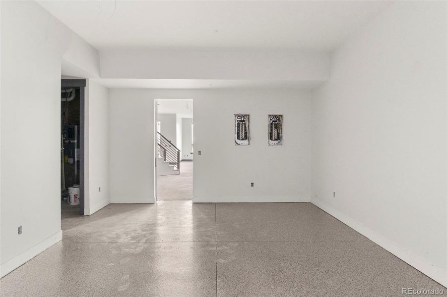 Spacious, unfurnished interior of a new home in , Castle Rock (Image 16).