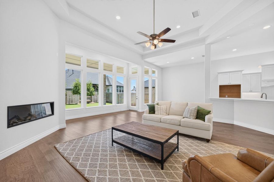Furnished interior view inside a new home in Audubon 60′, Magnolia (Image 10).
