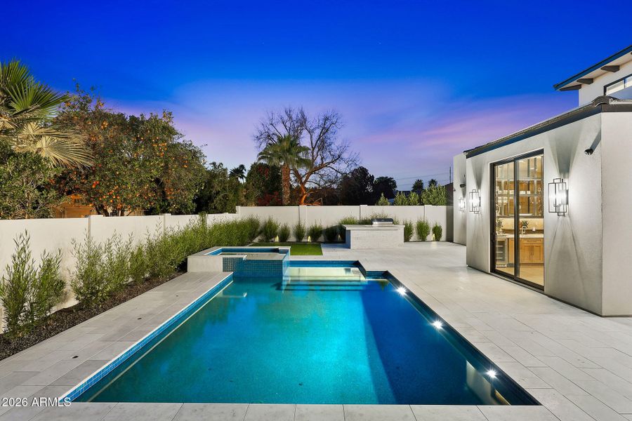 Heated pool/spa Heated pool/spa