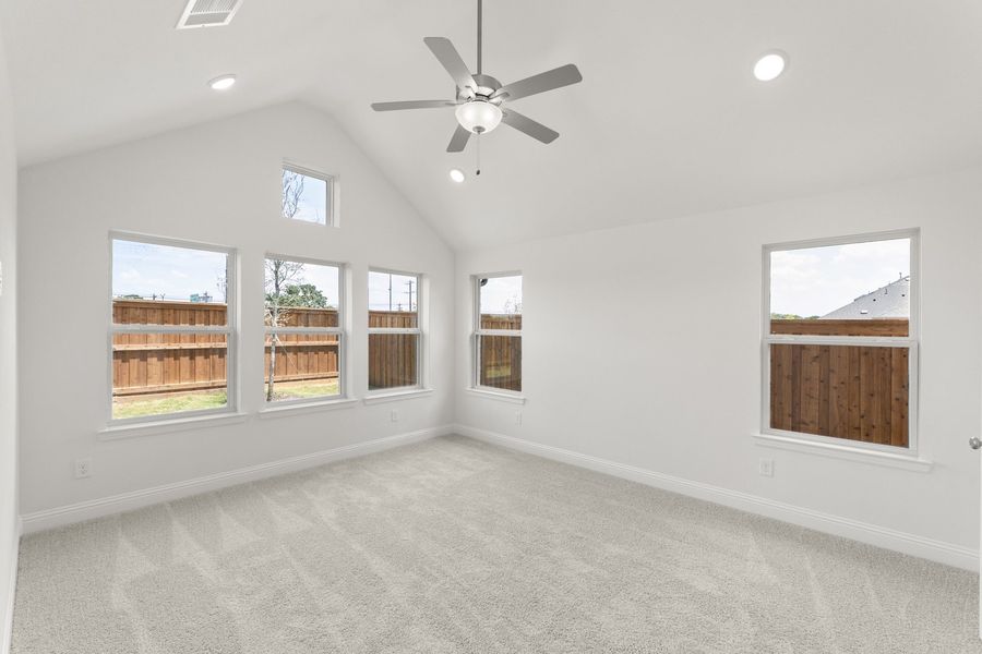 Spacious, unfurnished interior of a new home in The Reserve at Spiritas Ranch, Little Elm (Image 22).