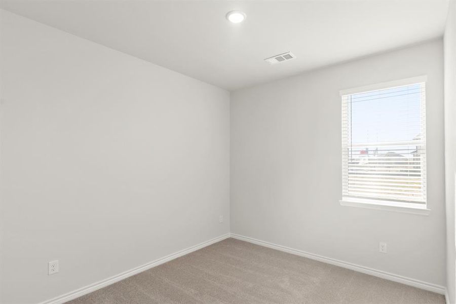 Spacious, unfurnished interior of a new home in Retreat at Fossil Creek, Fort Worth (Image 15). Spacious, unfurnished interior of a new home in Retreat at Fossil Creek, Fort Worth (Image 15).