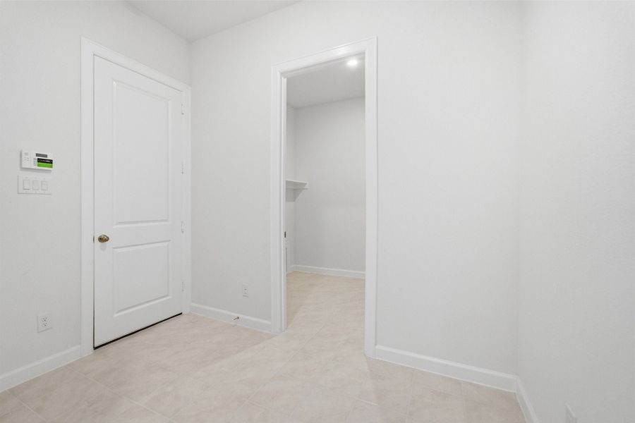 Spacious, unfurnished interior of a new home in Solterra, Mesquite (Image 34). Spacious, unfurnished interior of a new home in Solterra, Mesquite (Image 34).