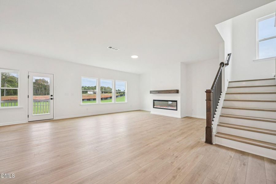10-web-or-mls-Malcus Ct-S1510-010
