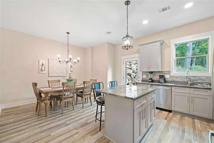 Furnished interior view inside a new home in , Waleska (Image 9).