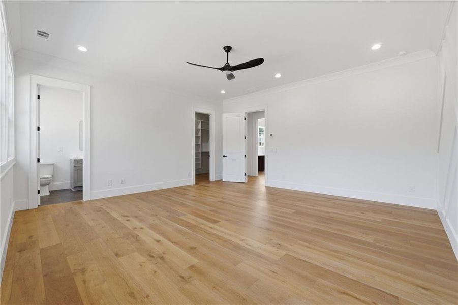 Spacious, unfurnished interior of a new home in , Bethlehem (Image 47).