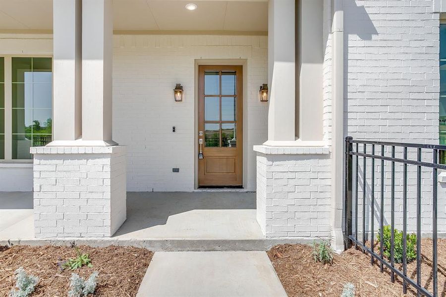 Exterior details and patio area of a home in , Fort Worth (Image 4).