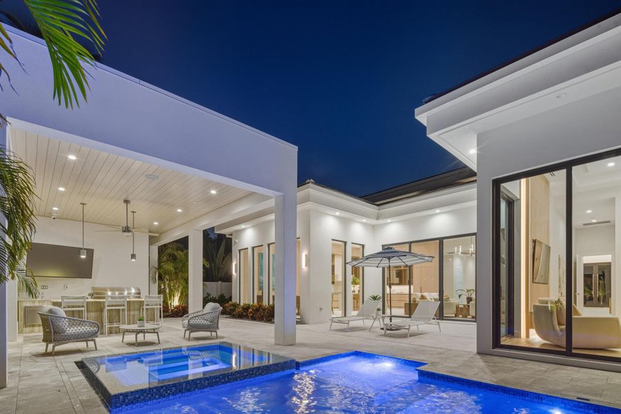 Exterior details and patio area of a home in , Boca Raton (Image 3).