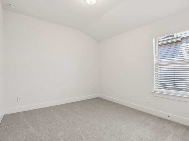 Spacious, unfurnished interior of a new home in Stetson Ridge, Marion (Image 22).