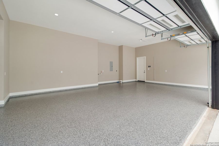 Spacious, unfurnished interior of a new home in , Spring Branch (Image 26). Spacious, unfurnished interior of a new home in , Spring Branch (Image 26).