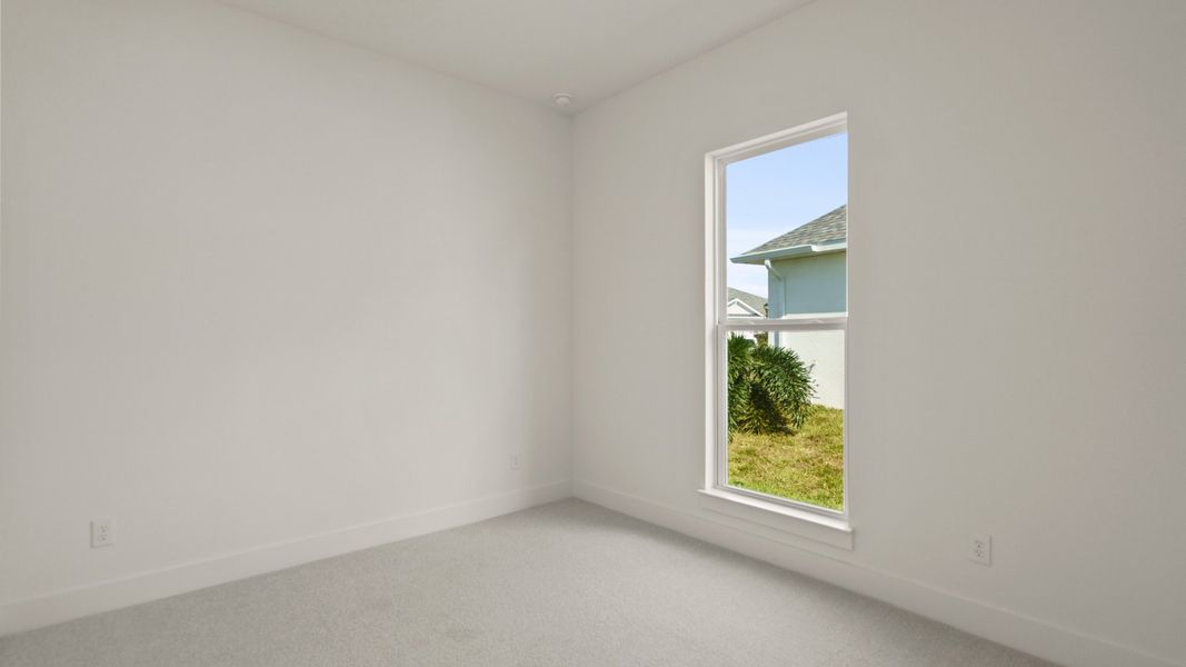 Spacious, unfurnished interior of a new home in Reserve at Berry Bay, Wimauma (Image 14).