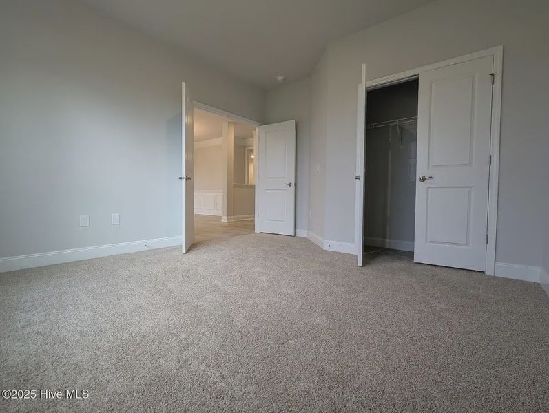Spacious, unfurnished interior of a new home in Hidden Lake Estates, Greenville (Image 21).