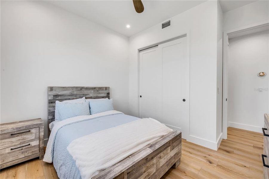 Furnished interior view inside a new home in , New Smyrna Beach (Image 20). Furnished interior view inside a new home in , New Smyrna Beach (Image 20).