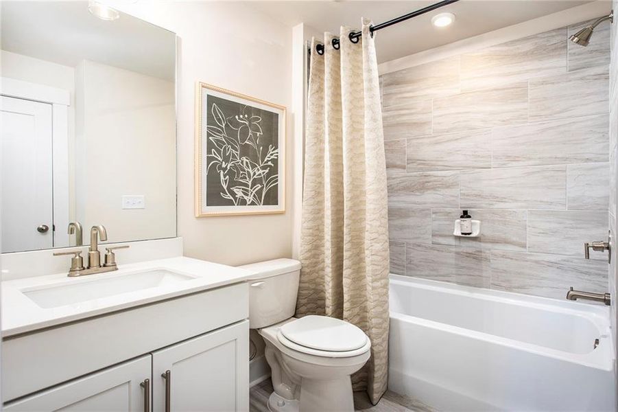 Furnished interior view inside a new home in Towne Village at Suwanee Dam, Sugar Hill (Image 24).