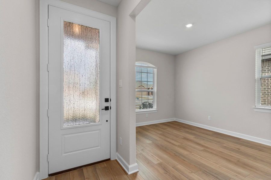Spacious, unfurnished interior of a new home in Emberly, Beasley (Image 11).