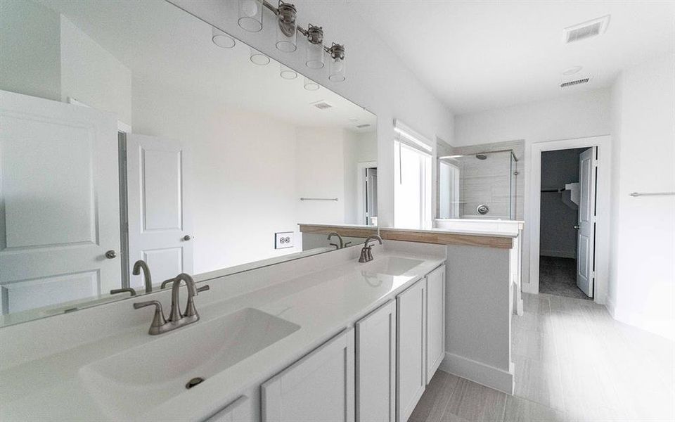 Furnished interior view inside a new home in Pebblebrook, Sherman (Image 5).