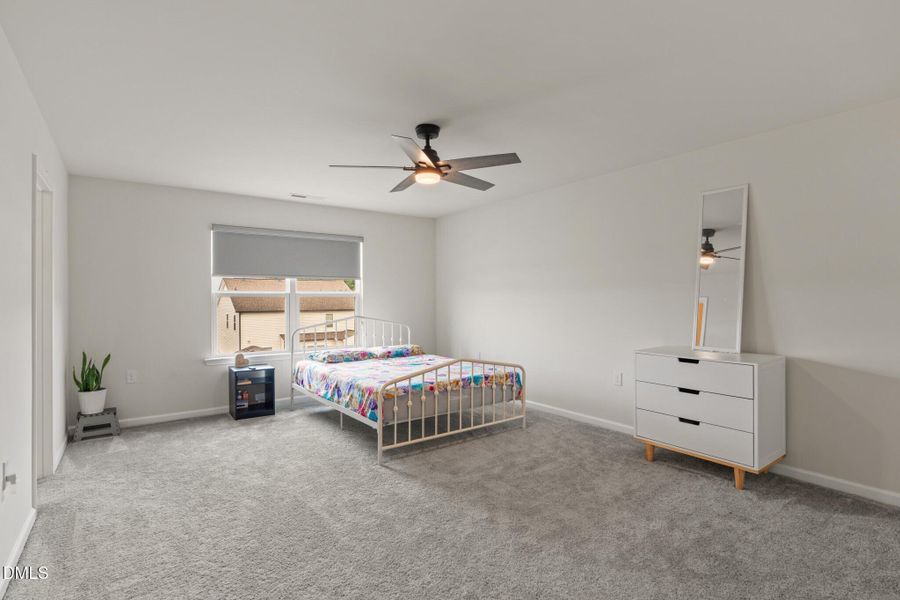 2028_Fox_Chapel_Place_031