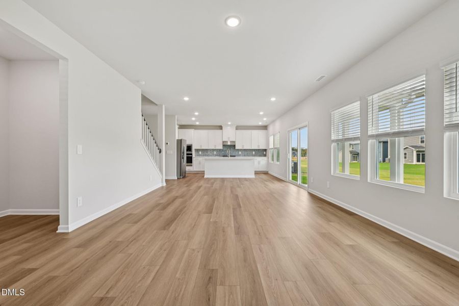 9-web-or-mls-Raleigh - Oak Manor - 744 D