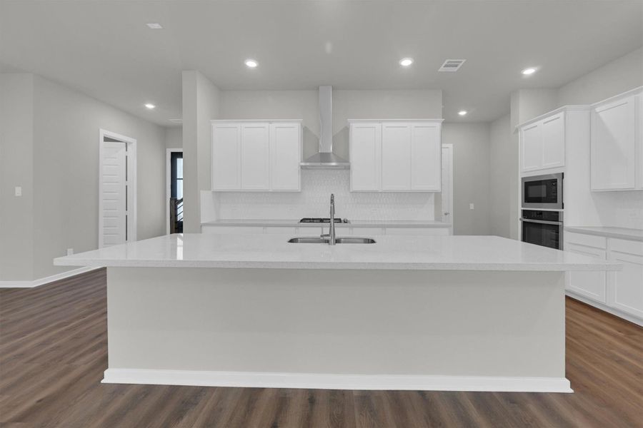 Furnished interior view inside a new home in Summer Place  35', Montgomery (Image 17).