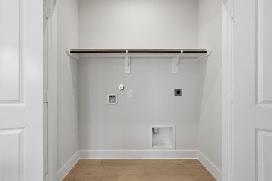 Spacious, unfurnished interior of a new home in Wildrye, Waller (Image 18). Spacious, unfurnished interior of a new home in Wildrye, Waller (Image 18).