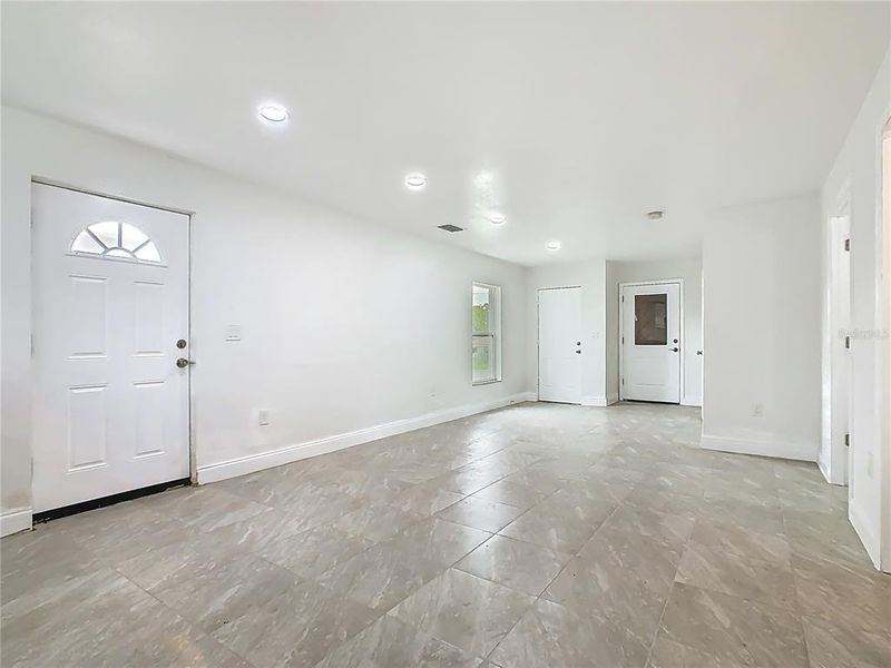 Spacious, unfurnished interior of a new home in , Haines City (Image 21). Spacious, unfurnished interior of a new home in , Haines City (Image 21).