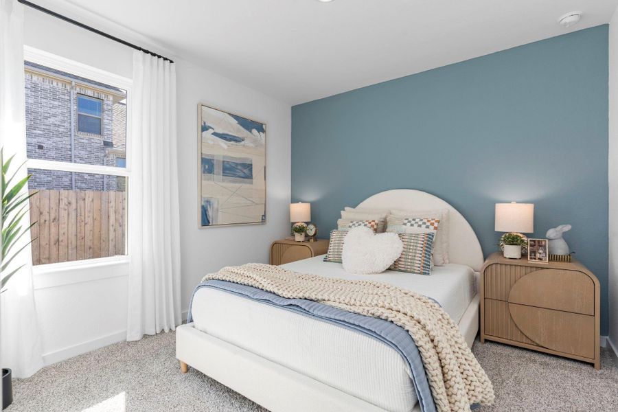 Furnished interior view inside a new home in , Iowa Colony (Image 37).