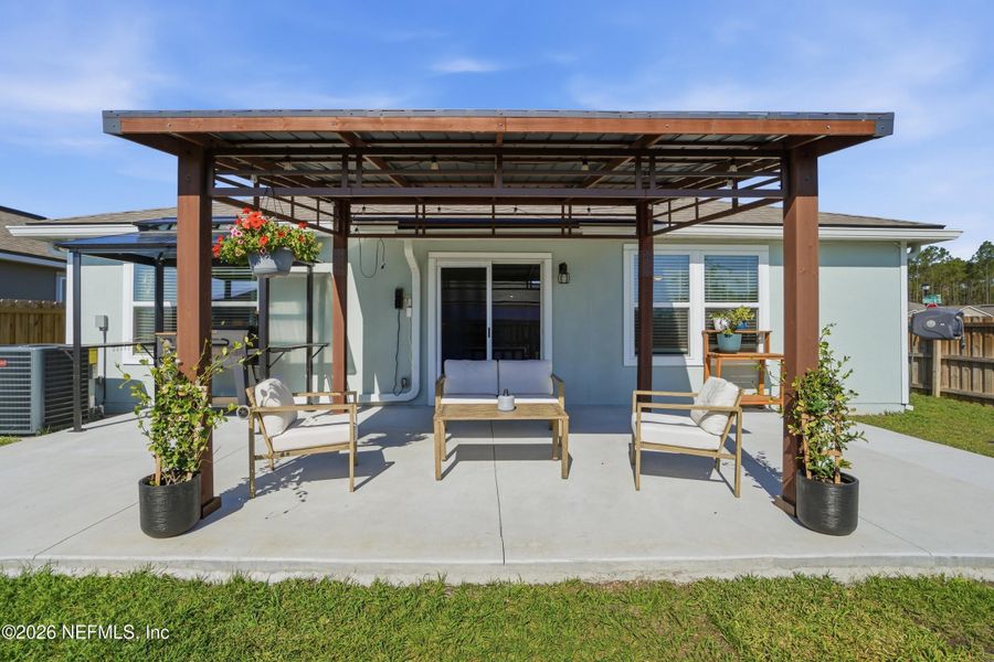 Exterior details and patio area of a home in , Jacksonville (Image 26).