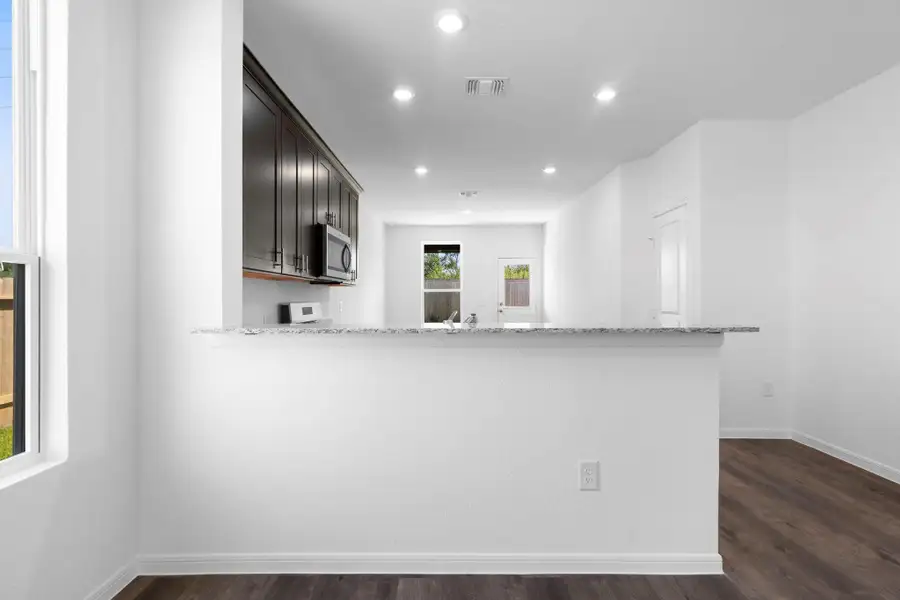 Image 11 of a home in Windcress. Image 11 of a home in Windcress.