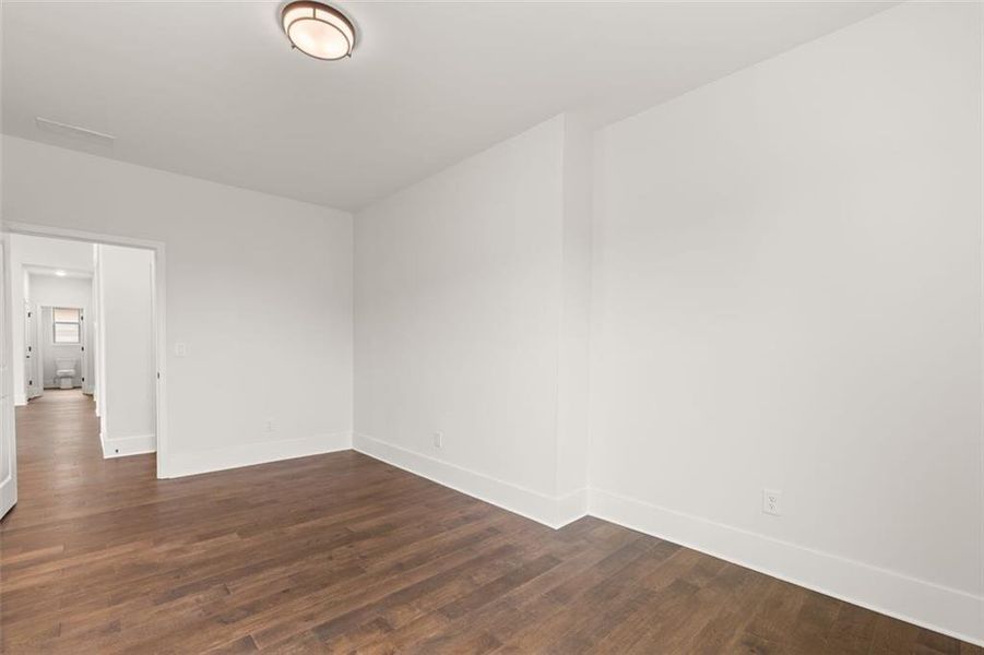 Spacious, unfurnished interior of a new home in Soleil Summit Chase, Snellville (Image 43). Spacious, unfurnished interior of a new home in Soleil Summit Chase, Snellville (Image 43).