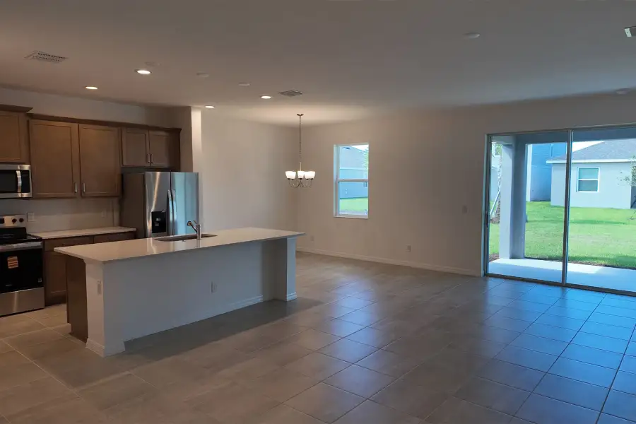 Modern Open-Concept Kitchen in Central Florida Home