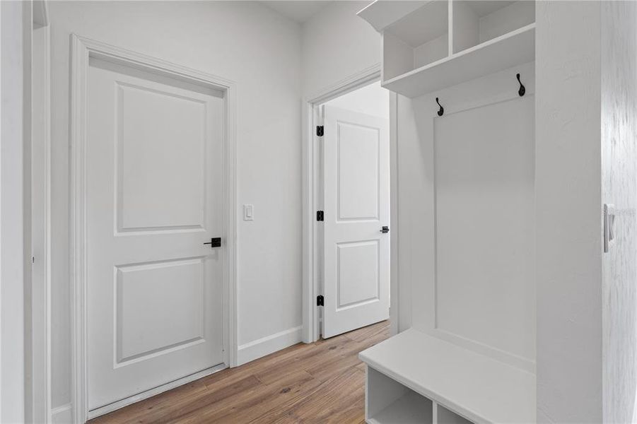 Spacious, unfurnished interior of a new home in , Bronson (Image 21).