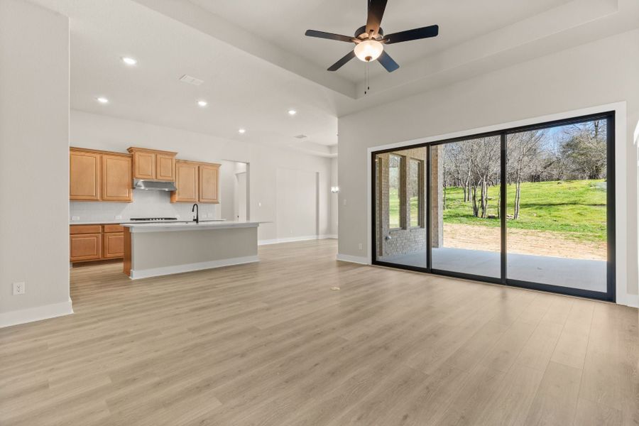 4br New Home in Marble Falls, TX.  - Slide 20