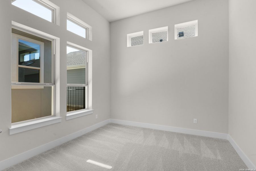 Spacious, unfurnished interior of a new home in Davis Ranch, San Antonio (Image 22).