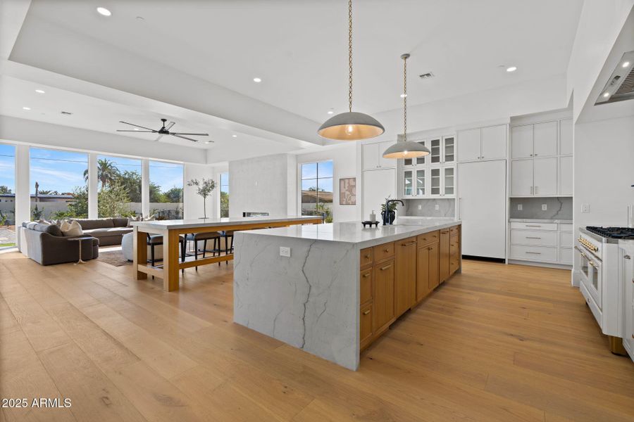 14-web-or-mls-10809-n-82nd-pl 14-web-or-mls-10809-n-82nd-pl