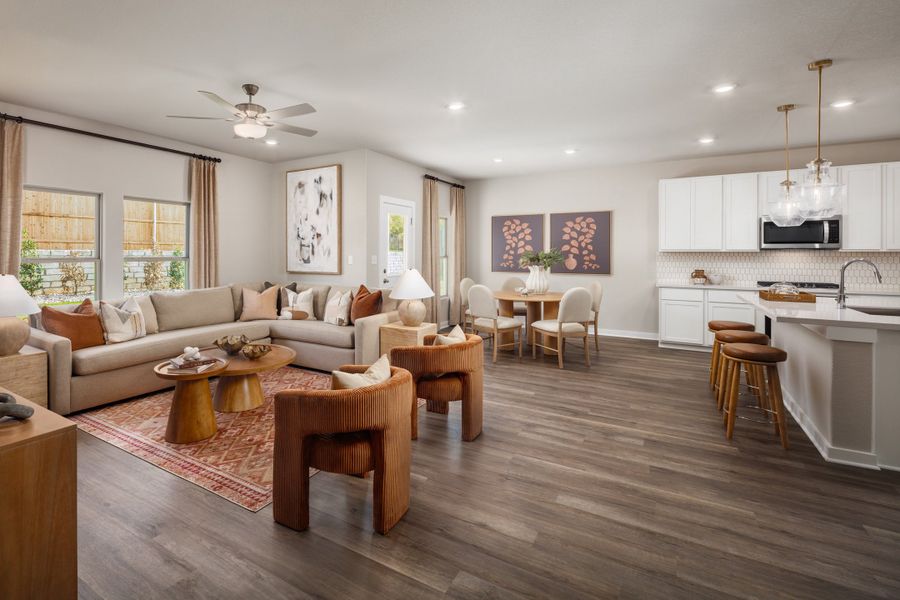 4br New Home in Heartland, TX.  - Slide 12