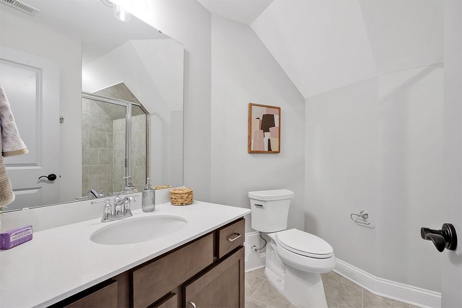 Jonesport, Bonus Bathroom Jonesport, Bonus Bathroom