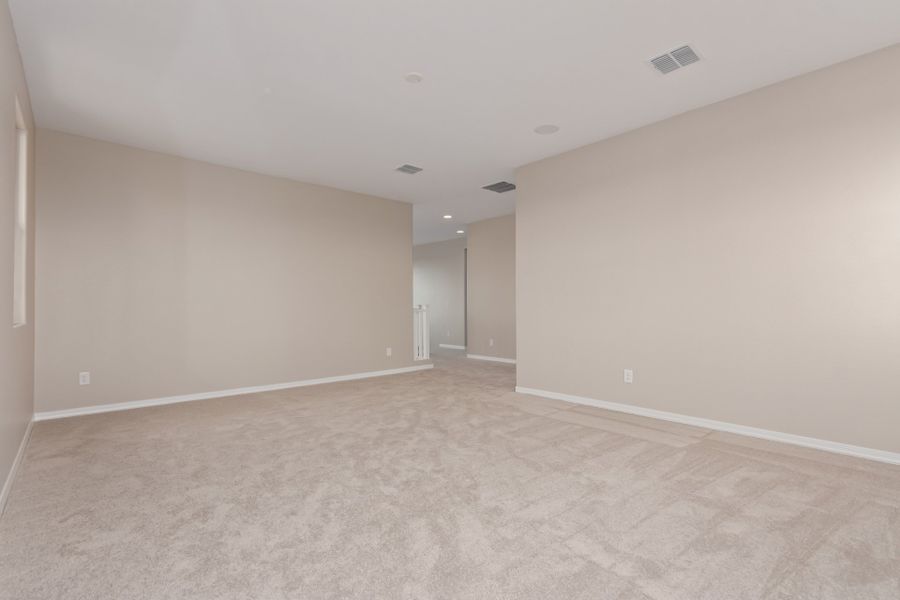 Representative unfurnished interior of a home built from the Turquoise by Taylor Morrison in Tierra Montana Encore Collection, Laveen (Image 48).