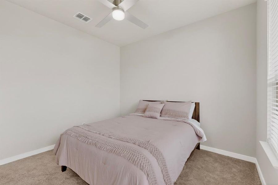 Furnished interior view inside a new home in Oakmont Park, Red Oak (Image 27).