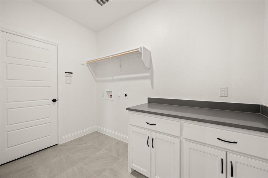 10_7800 Barley Field- Utility-0581