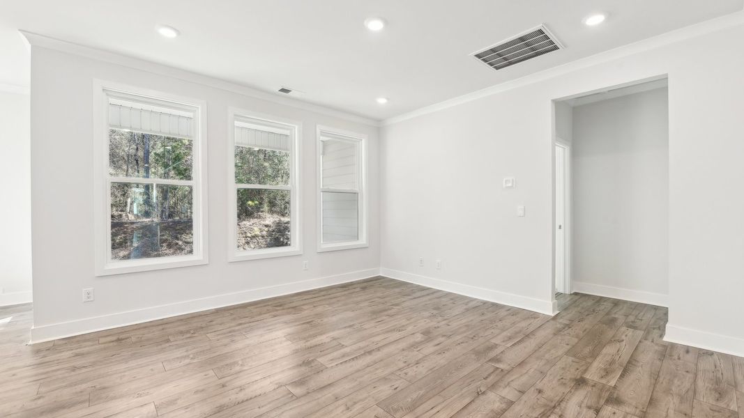 Spacious, unfurnished interior of a new home in Westport, York (Image 14).