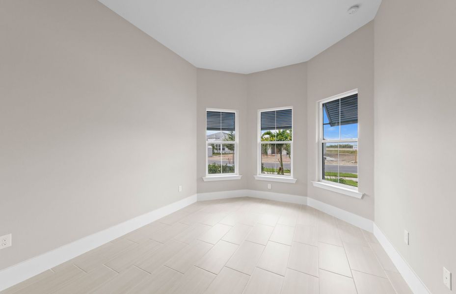 Spacious, unfurnished interior of a new home in TerraWalk at Babcock Ranch, Alva (Image 19). Spacious, unfurnished interior of a new home in TerraWalk at Babcock Ranch, Alva (Image 19).
