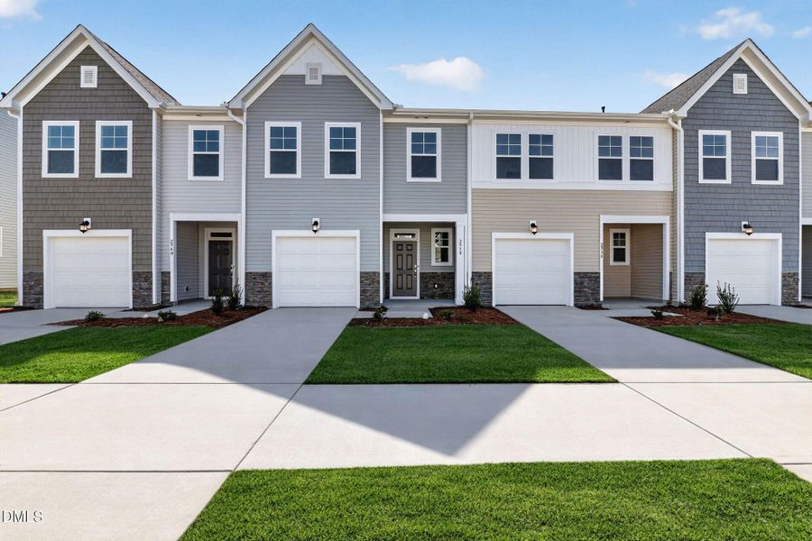 SUN_EverleeTownhomes_Pic_CarsonII-20