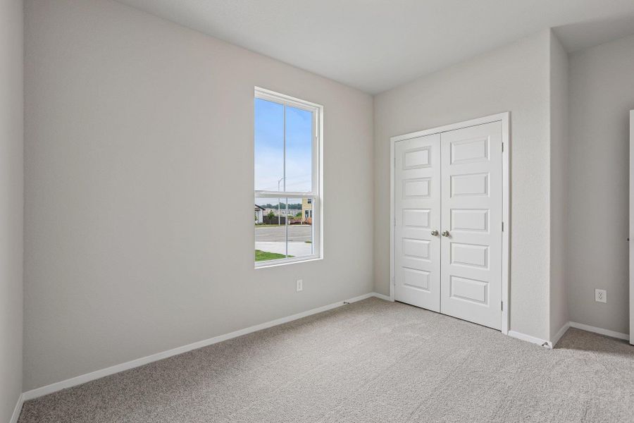 Spacious, unfurnished interior of a new home in Cloverleaf, Austin (Image 17). Spacious, unfurnished interior of a new home in Cloverleaf, Austin (Image 17).